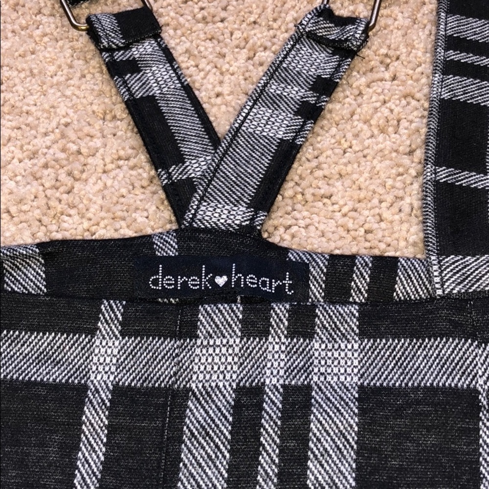 Derek Heart Jumper L - Picture 2 of 6